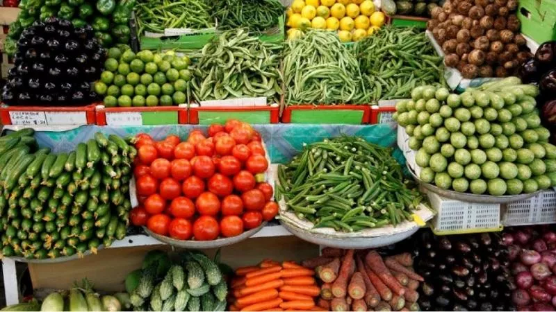  أسعار الخضراوات.. ارتفاع كيلو الطماطم إلى 20 جنيهًا بكفر الشيخ