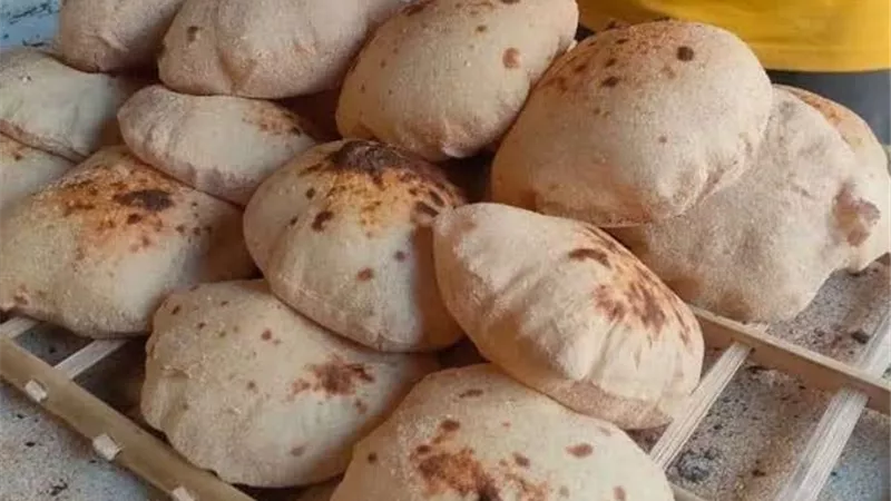 قبضة تموينية على المخابز المخالفة ببسيون.. 13 محضرًا في حملة مفاجئة