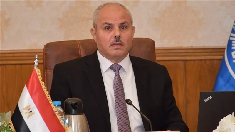 «جارة القمر».. عرض مسرحي لطلاب كلية حاسبات ومعلومات قناة السويس