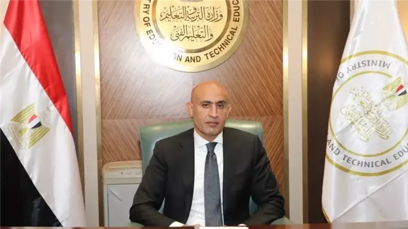 لن نترككم في الأيام العجاف.. شاومينج تتحدى الوزير وتطرح امتحان أولى ثانوي