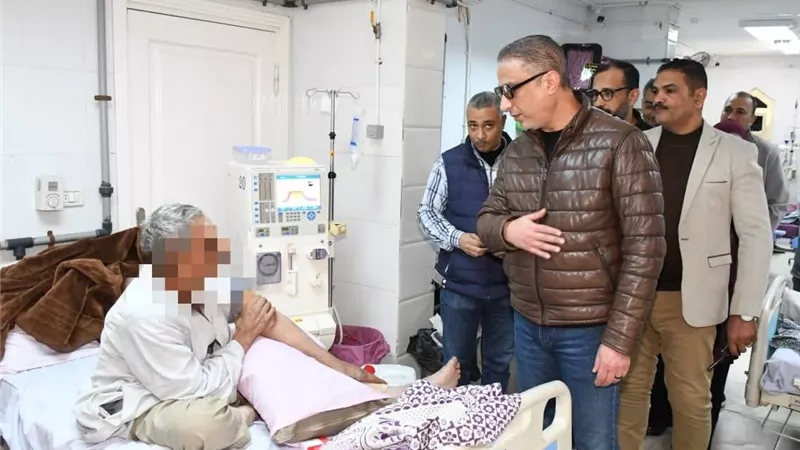  محافظ الفيوم يطمئن على حالة أطفال كيمان فارس ويوجه بتشديد إجراءات السلامة