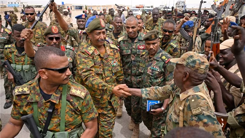 الجيش السوداني يكسر الحصار ويستعيد السيطرة على عدد من البلدات والمدن|فيديو