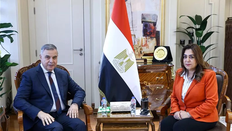 متابعة حكومية لمشروعات الخطة الاستثمارية ومنظومة المخلفات بالإسكندرية