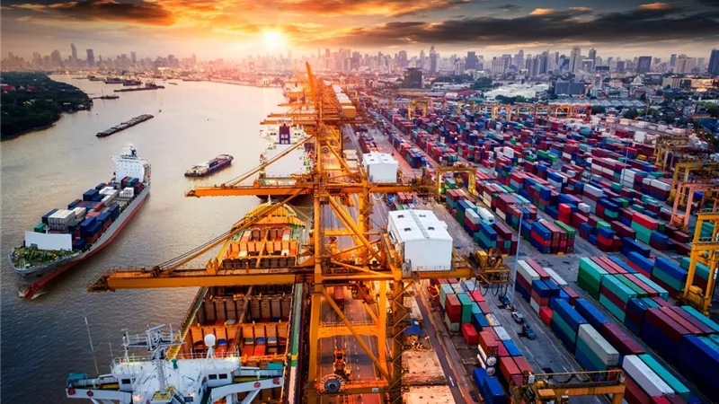 دراسة خفض جمارك مدخلات الإنتاج لـ30% وزيادتها على المستوردة تامة الصنع