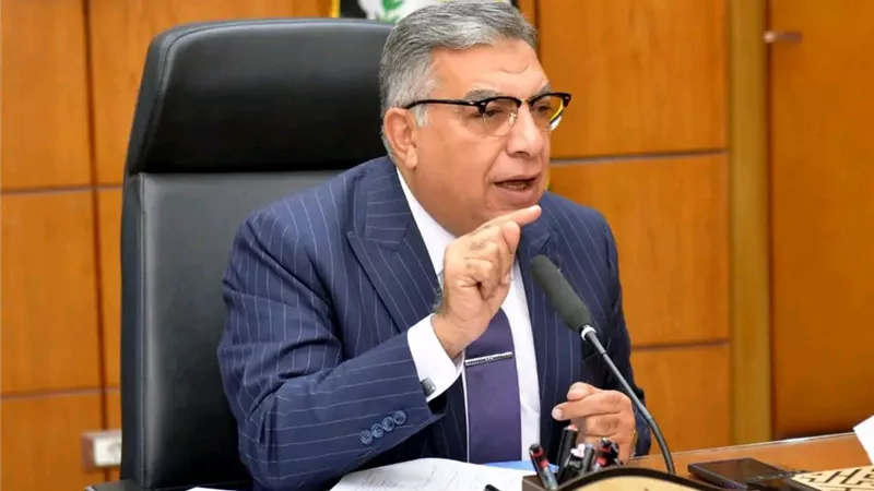 محافظ الدقهلية يشدد على تسريع وتيرة العمل بمشروعات حياة كريمة