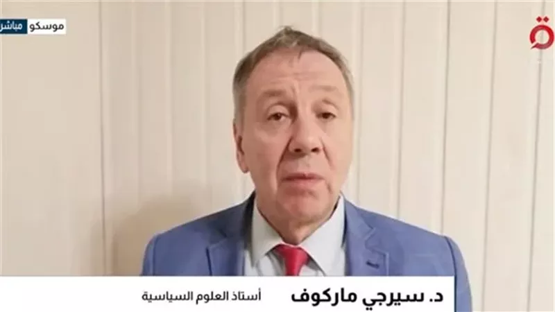 خبير: أوكرانيا وروسيا شعب واحد.. والتصعيد العسكري يؤدي لانهيار الاقتصاد