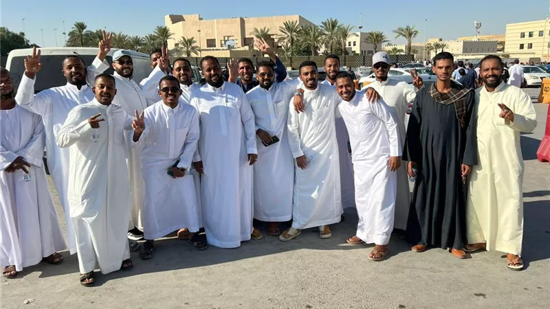 المصريون في السعودية يقطعون مسافات طويلة للإدلاء بأصواتهم في الانتخابات