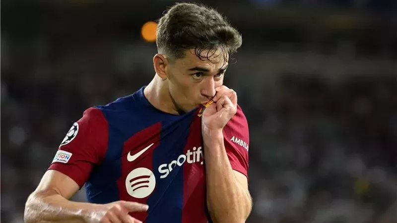 جافي ضمن بعثة برشلونة المحتملة للسوبر رغم غيابه عن الملاعب
