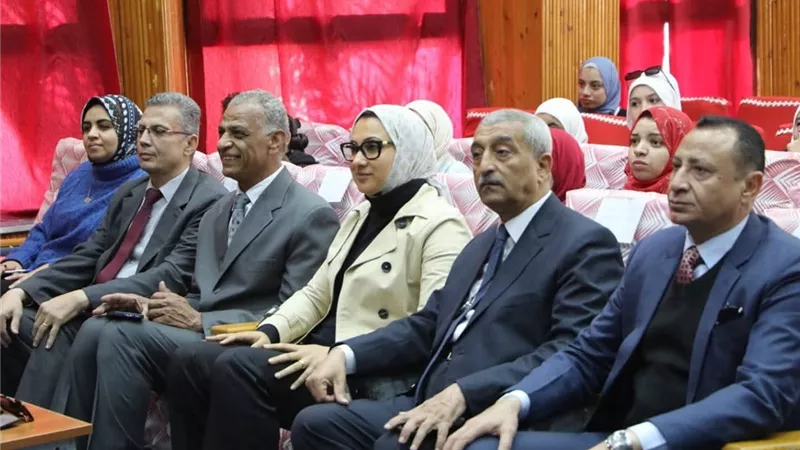نائب محافظ الوادي الجديد تشهد نهائي مسابقة العباقرة