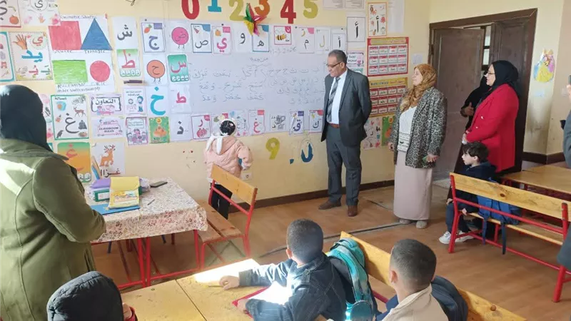 وكيل تعليم بني سويف يتفقد مدارس إهناسيا استعدادًا للامتحانات