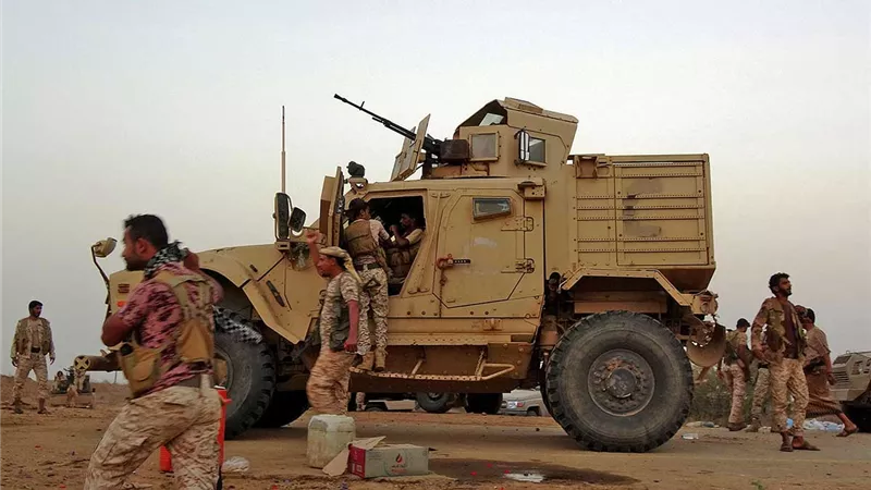 نجاة ضابط بالقوات اليمنية الجنوبية من انفجار عبوة ناسفة في شبوة