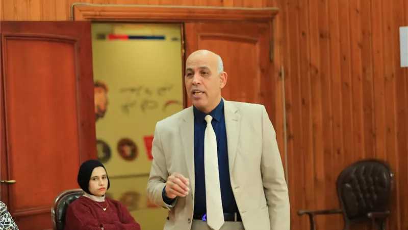 رئيس جامعة كفر الشيخ يشهد ختام البرنامج التدريبي الموحد لتأهيل القيادات