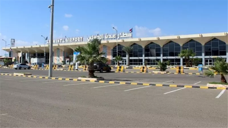 بعد دخول قوات العمالقة.. حظر تجول في العاصمة اليمنية المؤقتة عدن