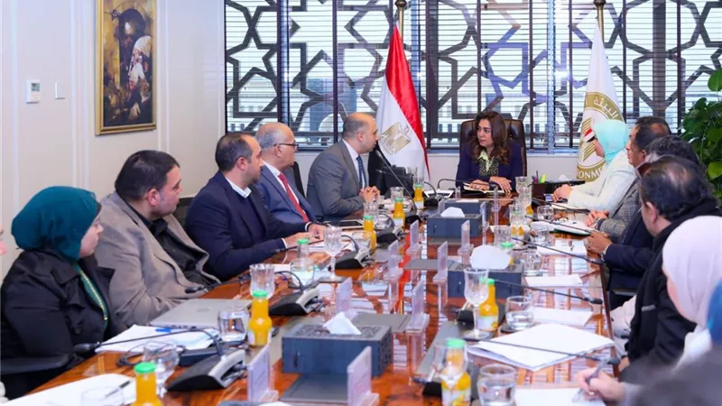 البيئة: تسليم 42 مدفنا صحيا ومشاركة 500 شركة لتطوير منظومة المخلفات