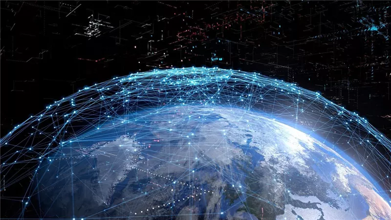 ستارلينك تخفض مدارات آلاف الأقمار الصناعية بحلول 2026