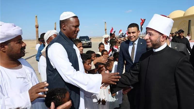 افتتاح مسجدين بحلايب وبرنيس بحضور عدد من الوزراء| صور