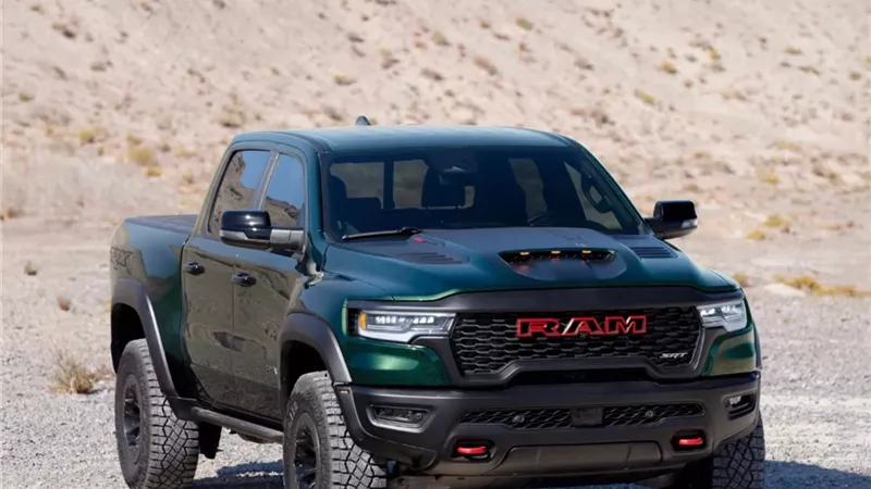 رام 1500 SRT TRX 2027.. وحش الشاحنات الرياضية بقوة 777 حصانا