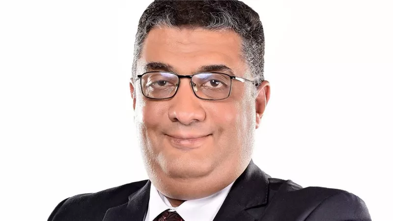 معتز محسن: الرقابة على الأعمال الفنية والثقافي يجب أن تمتزج بالحرية| خاص