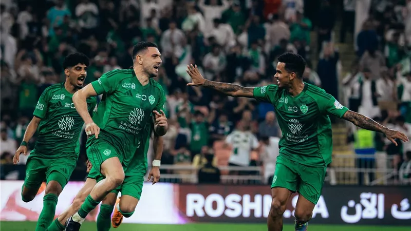 أول خسارة لرفاق رونالدو.. أهداف مباراة أهلي جدة والنصر السعودي (3-2)