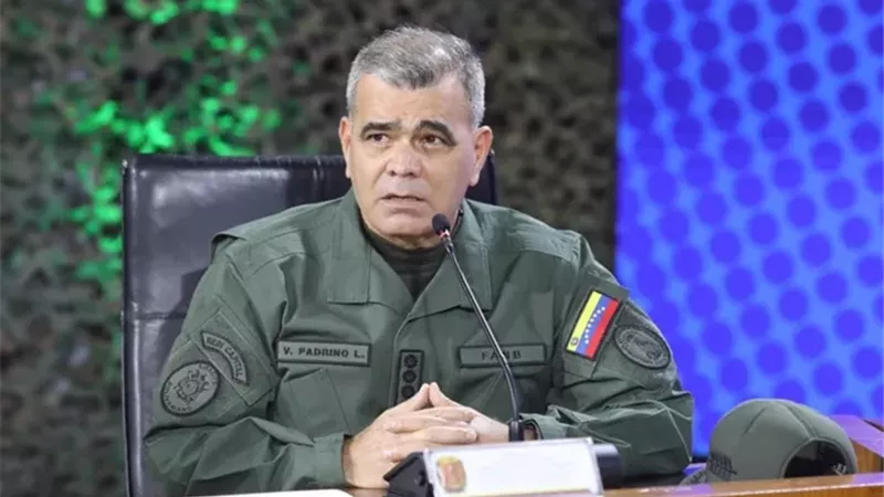 إعلام فنزويلي: قصف منزل وزير الدفاع في حصن توينا العسكري ومصيره مجهول