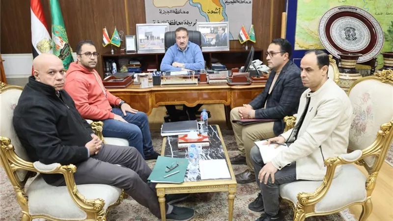 المحافظ يستعرض الموقف التنفيذي لخطة التطوير للحي الغربي بمحافظة المنوفية 