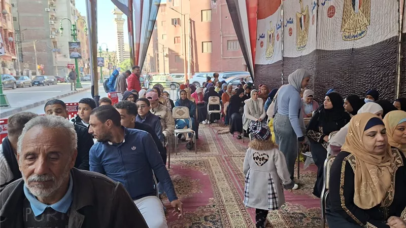 فتح اللجان الانتخابية بالدوائر 1 و 2 و 4 بأسيوط في إعادة انتخابات النواب 