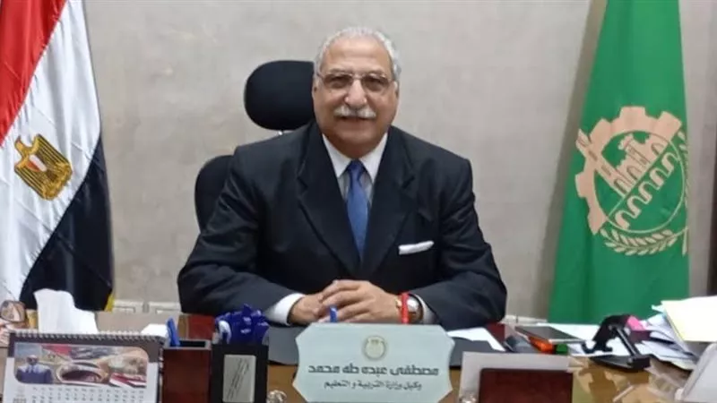 وكيل تعليم القليوبية: يوصي المصححين بالطلاب «حسنى»: راعوا ربنا فيهم..خاص
