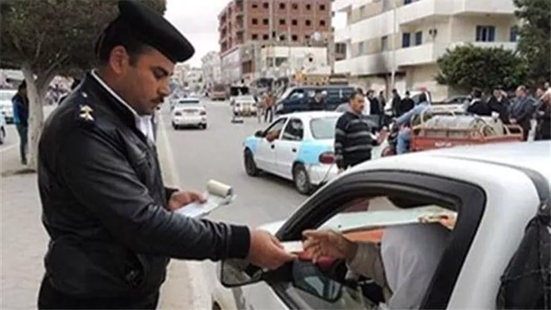 أبرزها السير بدون تراخيص.. ضبط 92471 مخالفة مرورية متنوعة