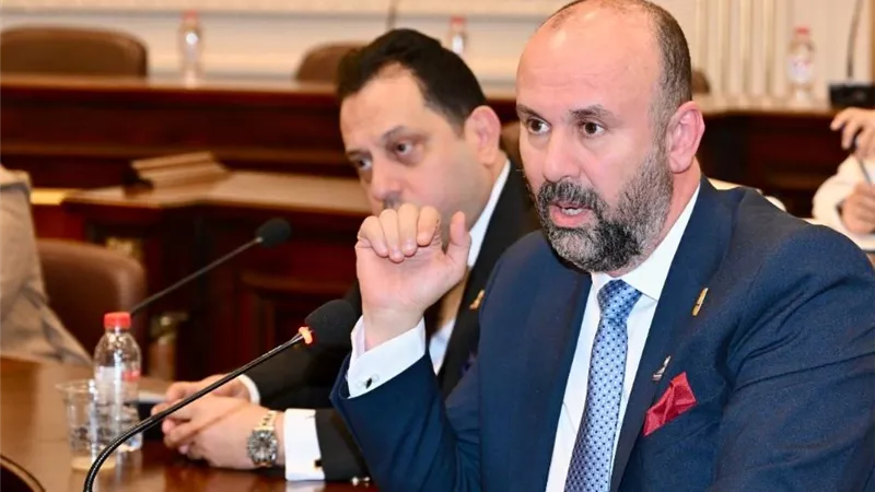 مجلس الشيوخ يناقش مقترح تزويد مترو الخط الأول بسلم كهربائي.. غدا