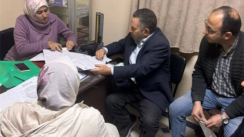 وكيل صحة البحيرة يشدد على تكثيف المرور على المنشآت الصحية في جميع الأوقات