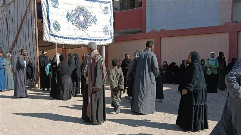 الأمتار الأخيرة في أطول انتخابات برلمانية.. تصويت حاسم وحشود كثيفة باللجان