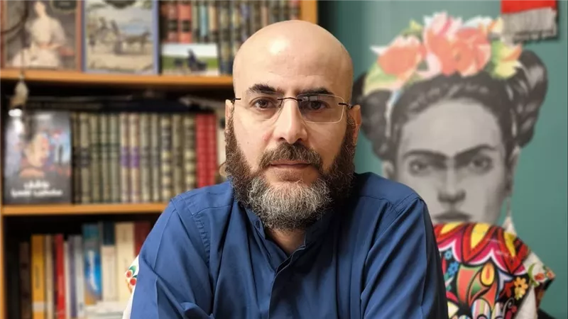 خبير سياسي: ترامب اتفق مع بوتين على تقاسم أوكرانيا وفنزويلا| خاص 