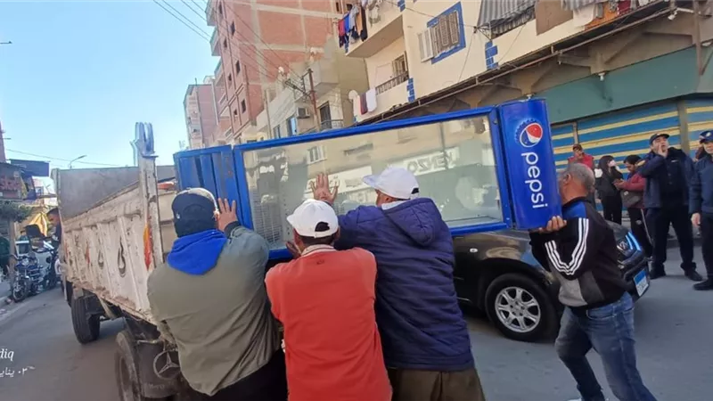 حملة مكبرة لرفع الإشغالات بمدينة الإسماعيلية |صور 