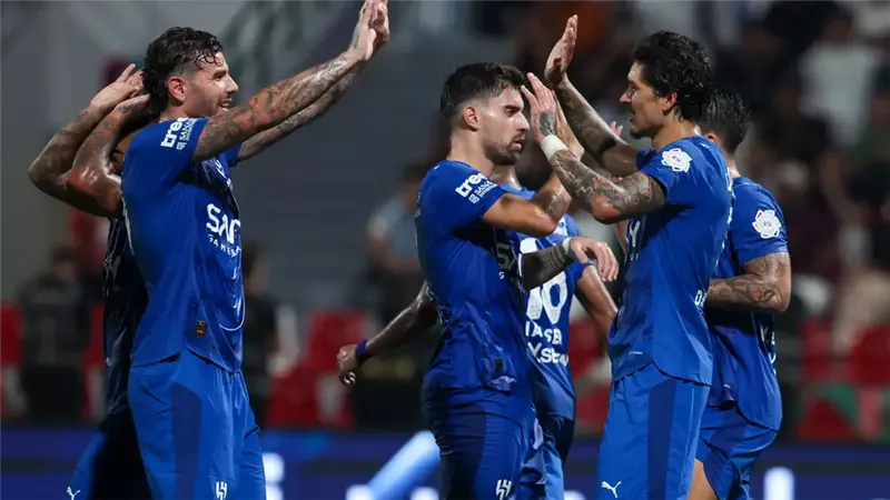 تعرف على موعد مباراة الهلال وضمك اليوم بدوري روشن السعودي 