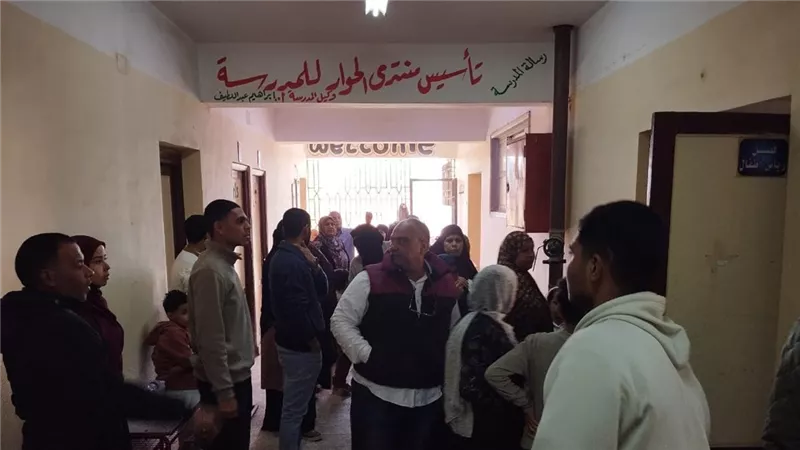 توافد المواطنين بكثافة على لجان الخانكة في جولة إعادة انتخابات النواب 2025