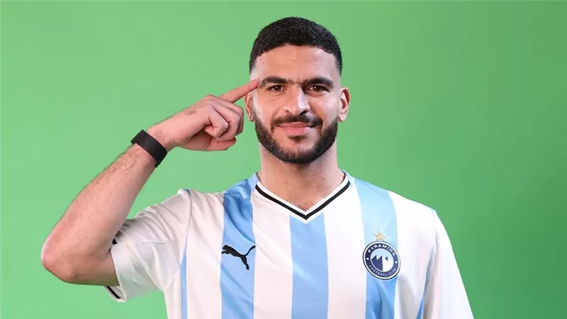 بعد انضمامه رسميا.. حامد حمدان يشارك في تدريبات بيراميدز للمرة الأولى
