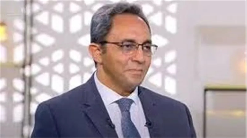 محافظ قنا يهنئ البابا تواضروس الثاني بمناسبة عيد الميلاد المجيد