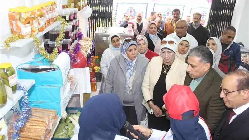 تعليم الجيزة: افتتاح منفذ بيع منتجات المدارس الثانوية الزراعية 