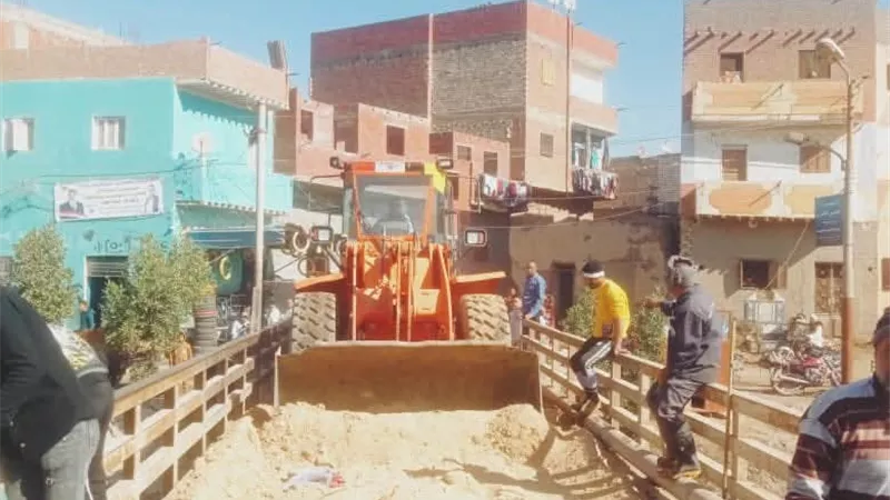 إهناسيا تشهد حملات مكثفة للنظافة وصيانة الإنارة وتعزيز السلامة المرورية