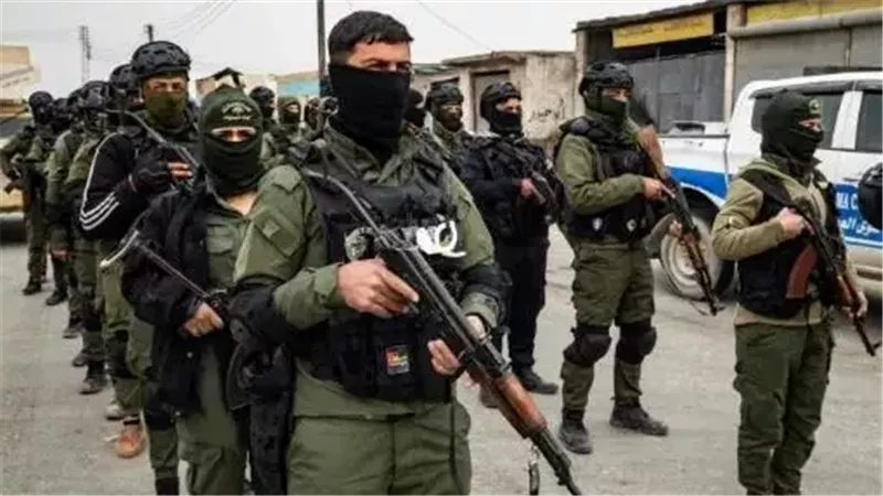    دمج 