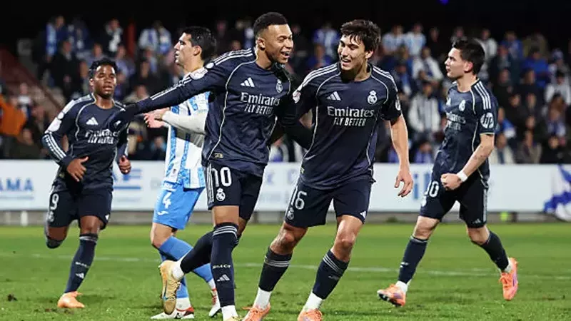 ألونسو يعلن تشكيل ريال مدريد لمواجهة بيتيس بالدوري الإسباني
