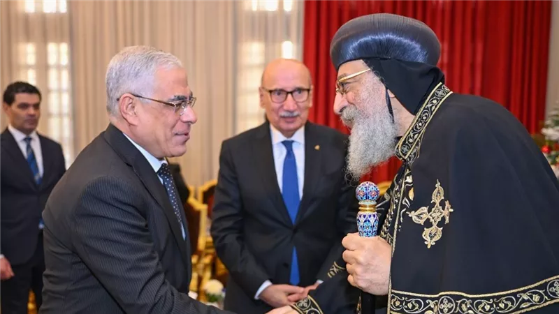 النائب العام يزور البابا تواضروس للتهنئة بعيد الميلاد المجيد|صور 