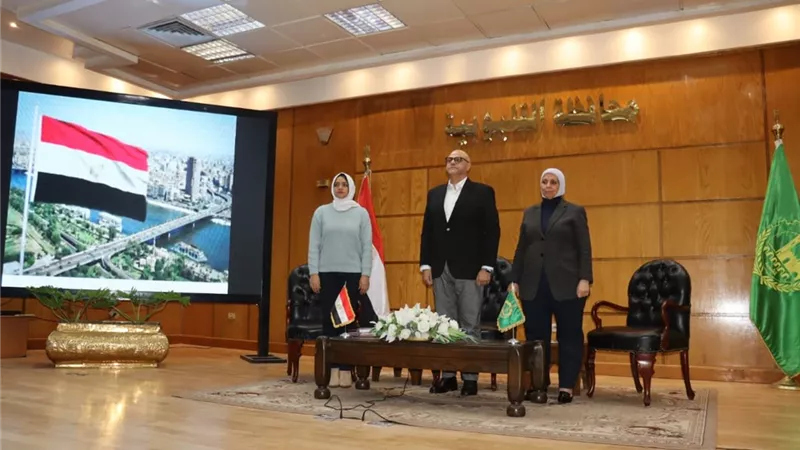 محافظ القليوبية يترأس اجتماع المجلس التنفيذي لمتابعة المشروعات والخدمات 