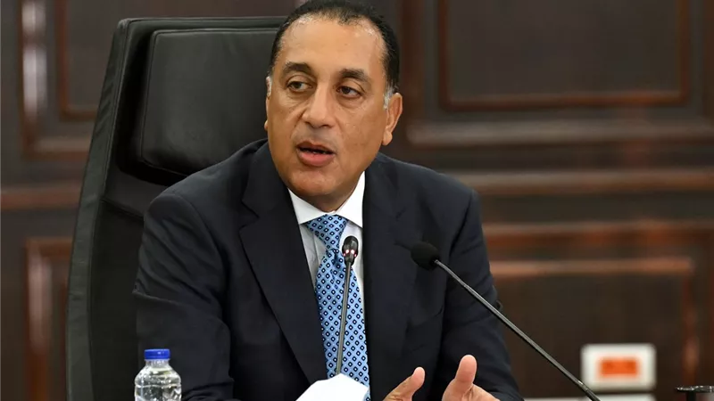 حسن أبو خزيم: رئيس الوزراء يتابع موقف توافر الأدوية والمستلزمات الطبية