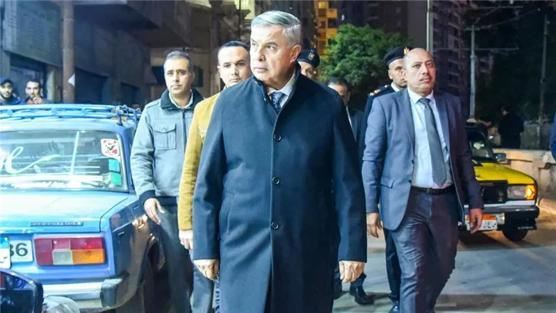 بقرار من محافظ الإسكندرية.. رفع السيارات المتهالكة والأكشاك بسيدي بشر 