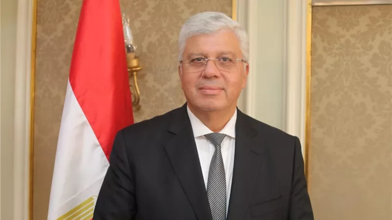 وزير التعليم العالي منظومة متكاملة لضمان تقديم الدعم للطلاب المتفوقين