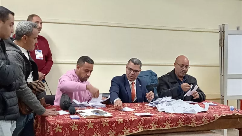 غلق لجان انتخابات النواب بأسيوط وبدء أعمال الفرز بالدائرة الأولى والثانية 
