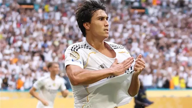 هاتريك تاريخي يكتب حروف جونزالو جارسيا من ذهب مع ريال مدريد 