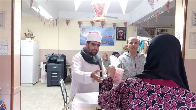 توزيع 2 طن من لحوم الإطعام على الأسر الأولى بالرعاية في الإسماعيلية