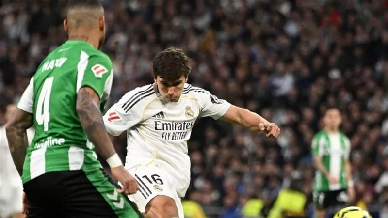 هاتريك جارسيا.. ريال مدريد يكتسح ريال بيتيس بخماسية في الدوري الإسباني